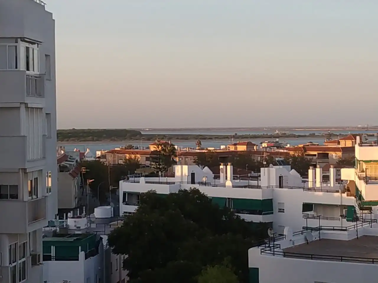 Dachboden zur Miete in Calle del Correo, Centro - Calzada - Cabo Noval