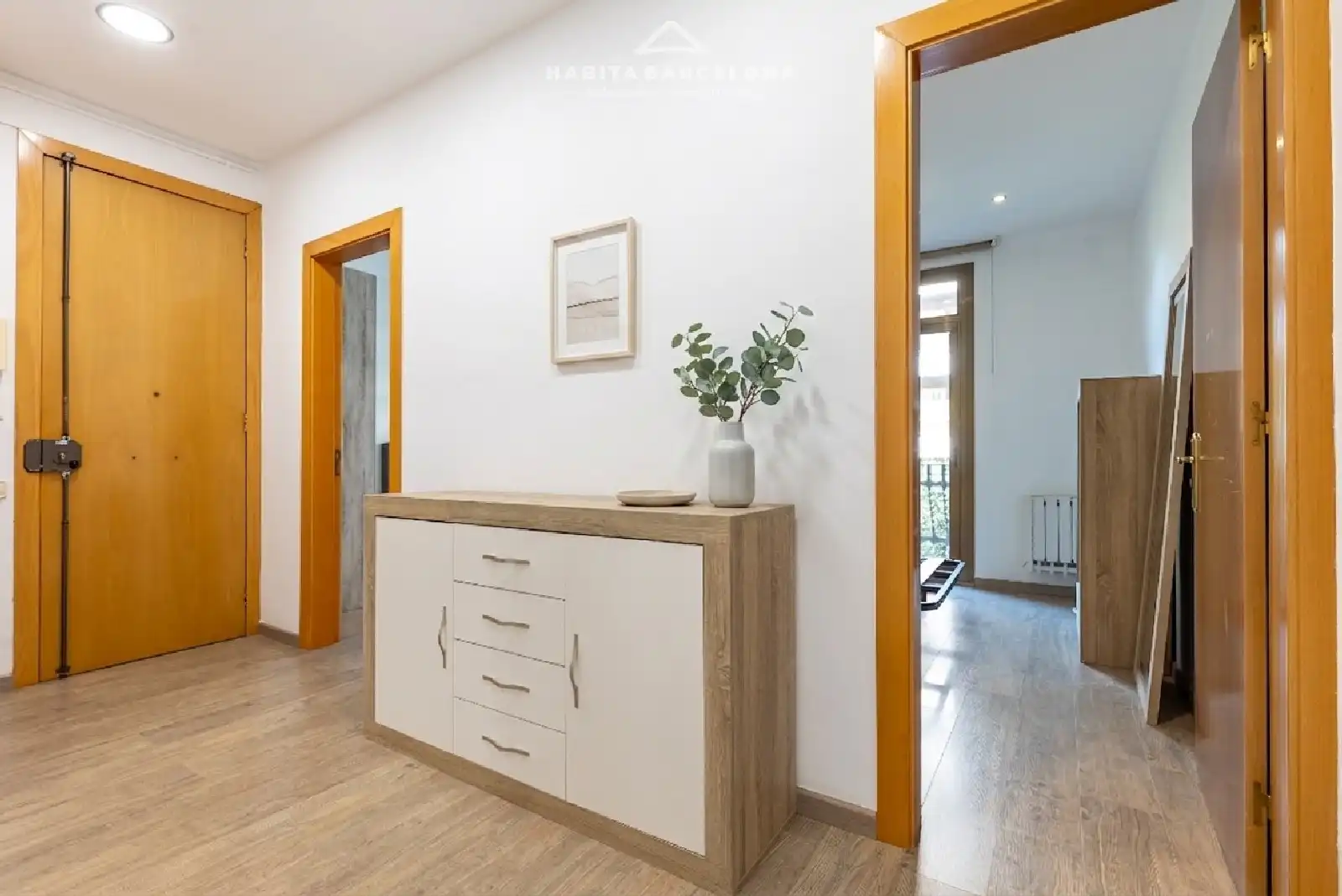 Wohnung zum Verkauf in Barcelona mit Klimaanlage, Heizung und Parkett