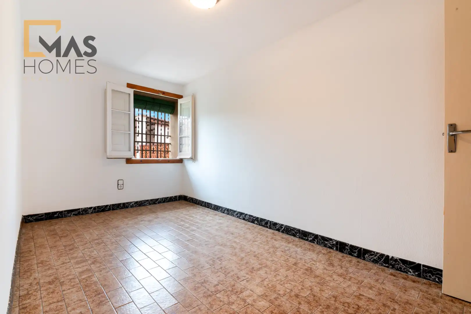 Country homes for sale in Carrer Sant Francesc, Pallejà