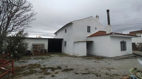 CASA CON GRAN COCHERA