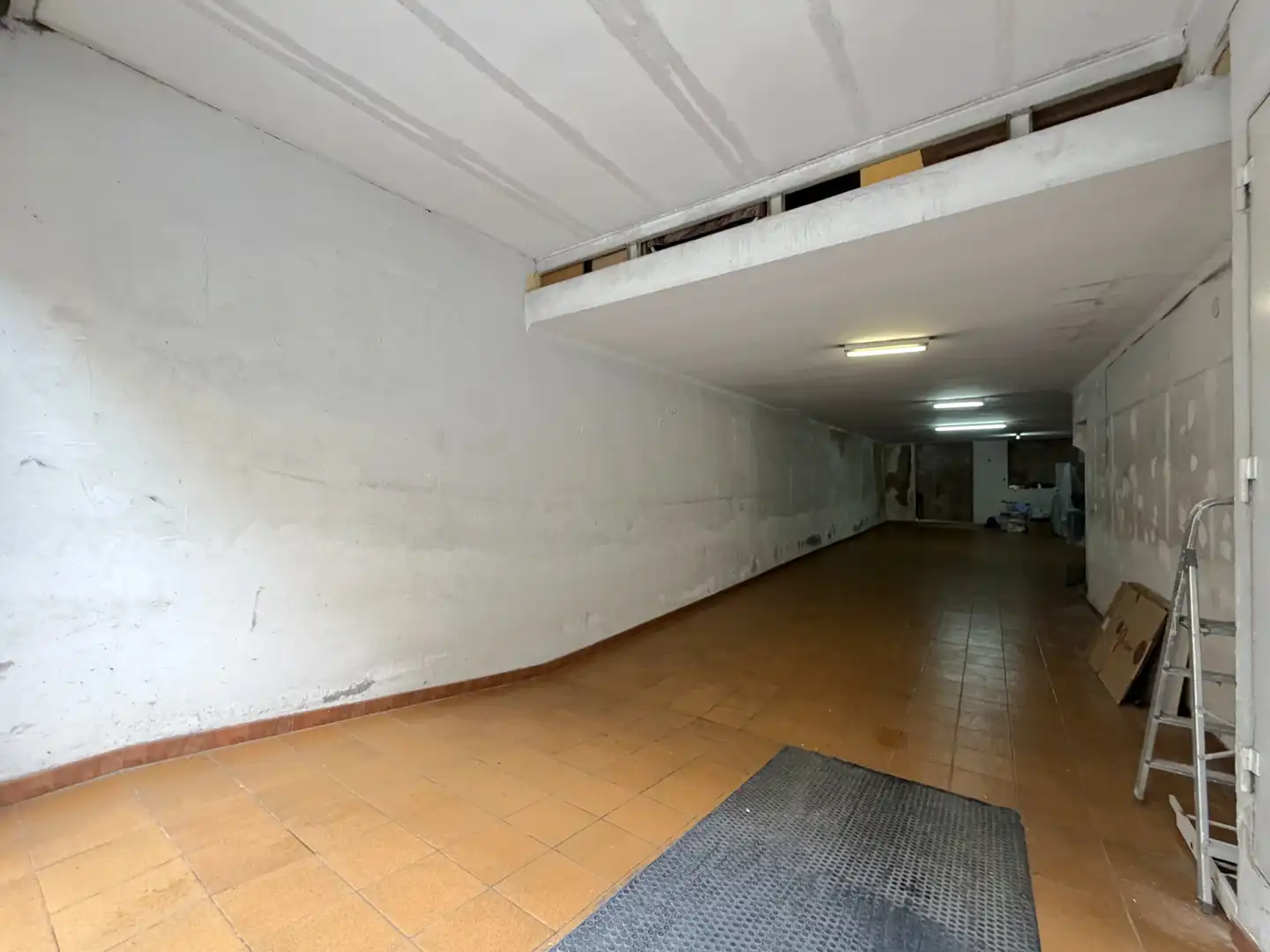 Local comercial en venda a Carrer del Turó de la Trinitat, imagen 3