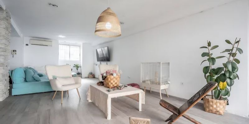 Sala d'estar de Casa o xalet en venda en  Valencia Capital amb Aire condicionat, Jardí privat i Terrassa
