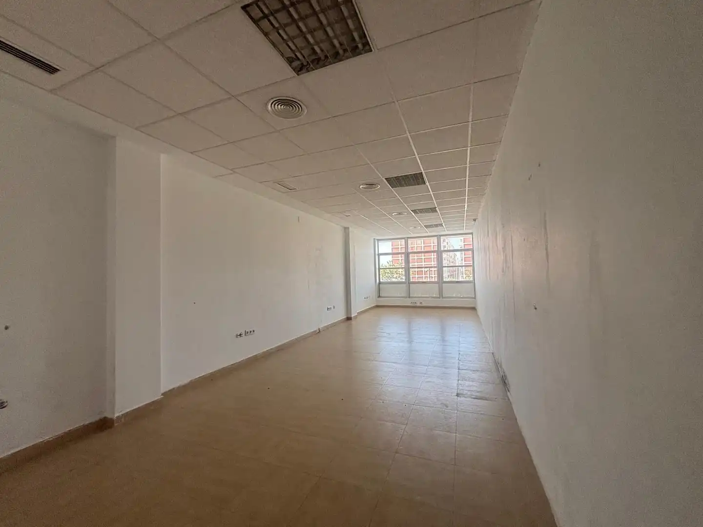 Commercial properties for sale in Cádiz
