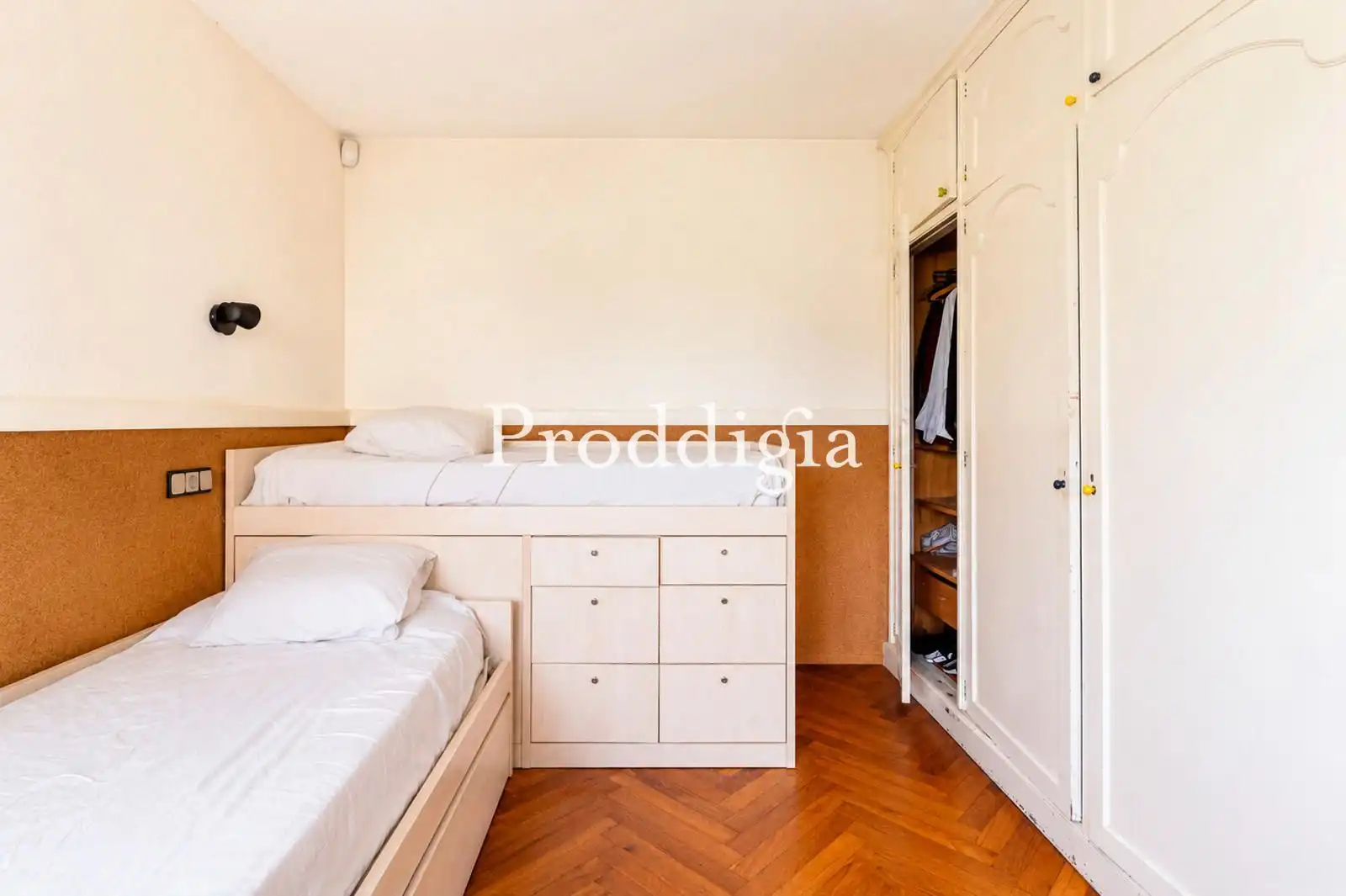 Habitación de Piso en venta en Sant Cugat del Vallès con Calefacción, Jardín privado y Terraza