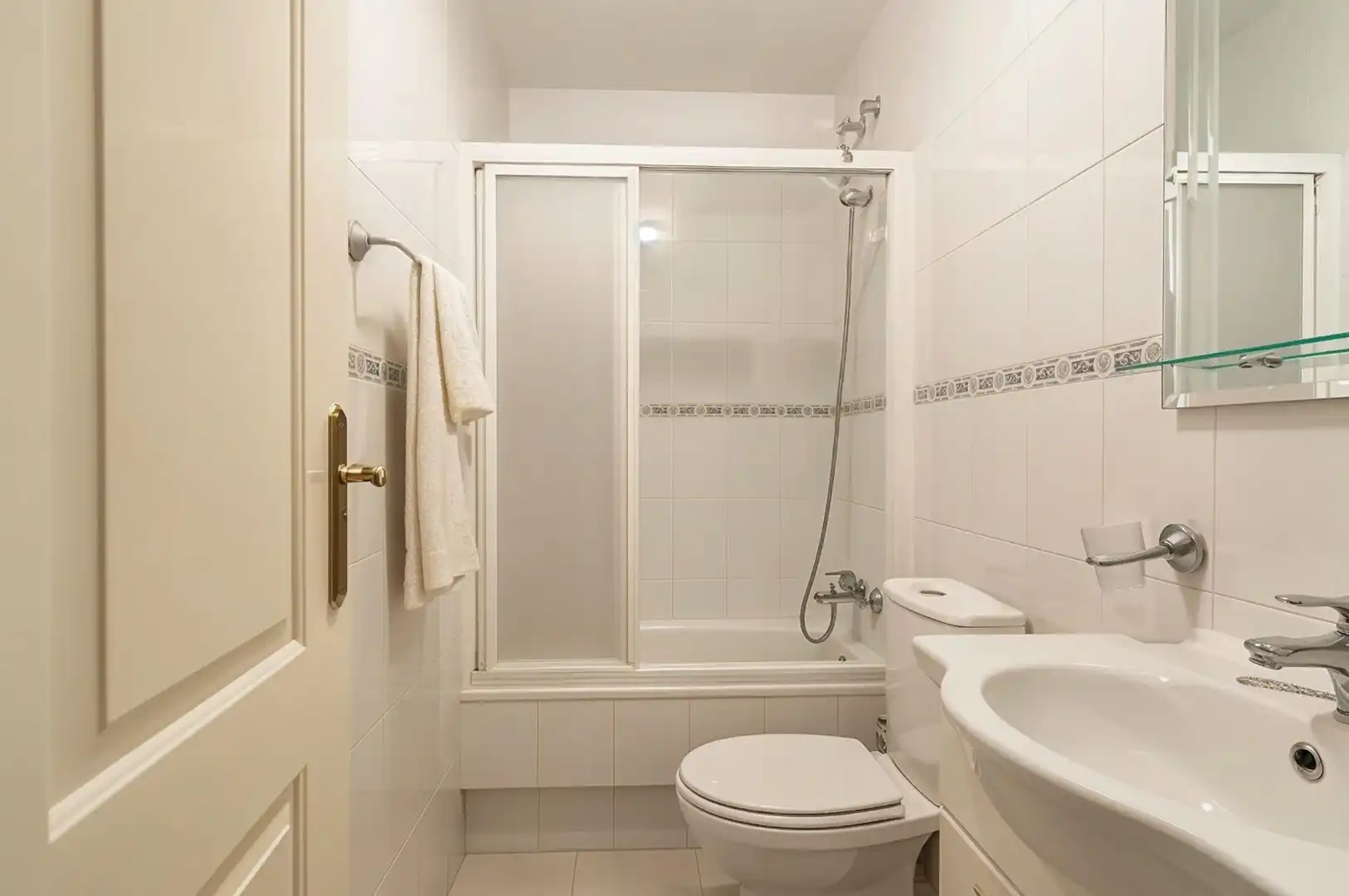 Baño de Piso en venta en Benalmádena con Aire acondicionado y Terraza