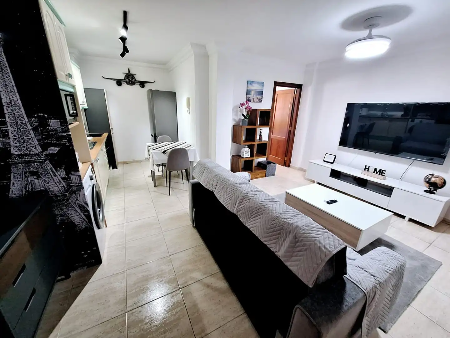 Wohnzimmer von Wohnungen zur Miete in Las Palmas de Gran Canaria mit Möbliert, Waschmaschine und Mikrowelle