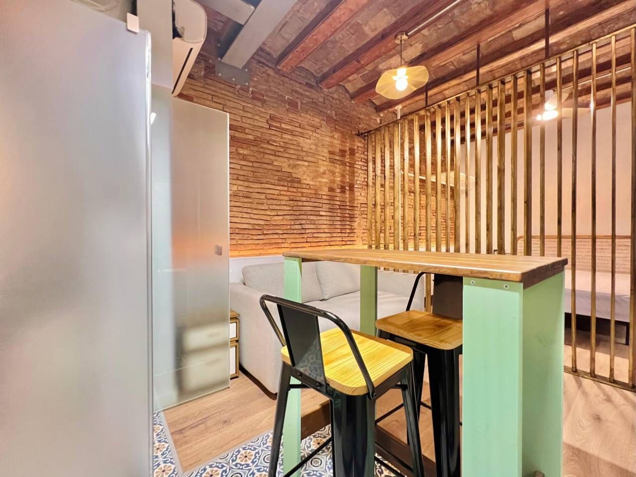 Balcony of Flat to rent in  Barcelona Capital  with Air Conditioner and Furnished