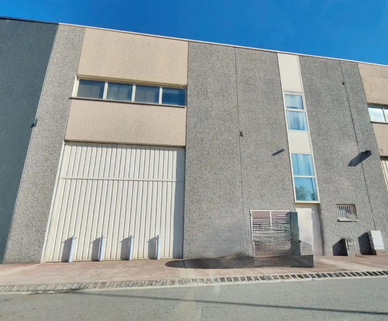 Nave industrielle avec ascenseur à vendre à Cardedeu, imagen 2