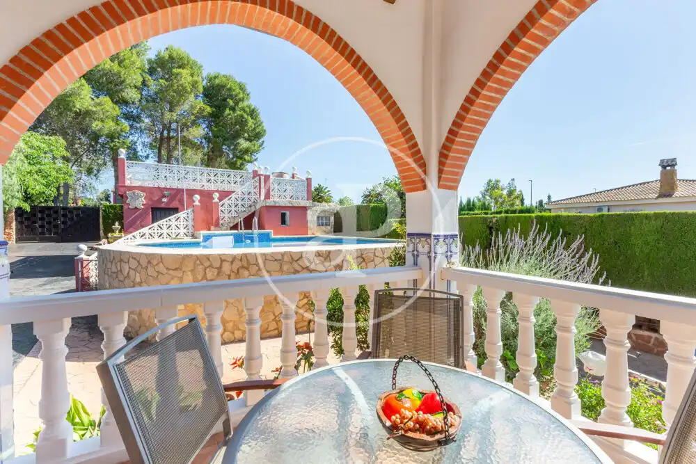 Terraza de Casa o chalet en venta en Montroi / Montroy con Aire acondicionado, Calefacción y Jardín privado