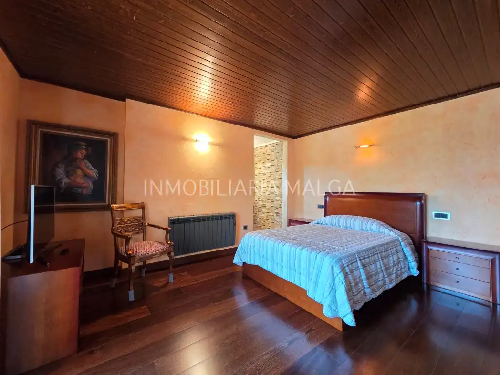 Bedroom of Houses for sale in Colunga  with Heating, Private garden and Parquet flooring