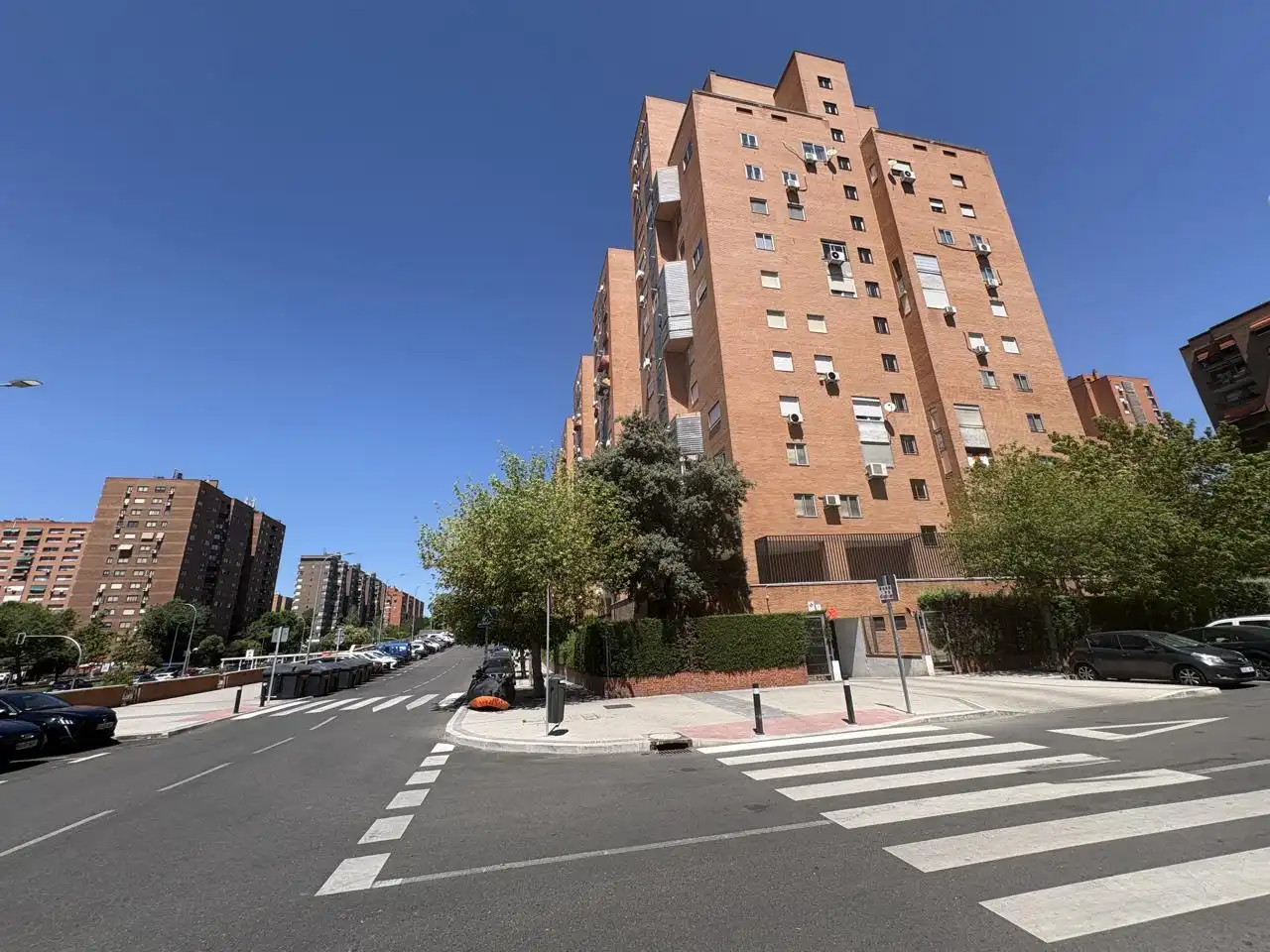 Außenansicht von Maisonette zum Verkauf in Madrid mit Heizung und Parkett