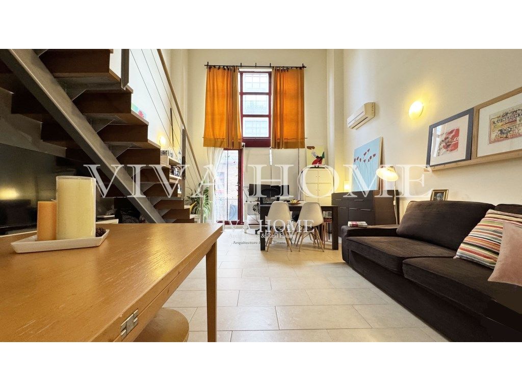 Living room of Loft for sale in  Madrid Capital
