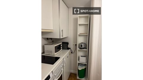 Foto 4 de Habitación en Palos de Moguer, Madrid Capital