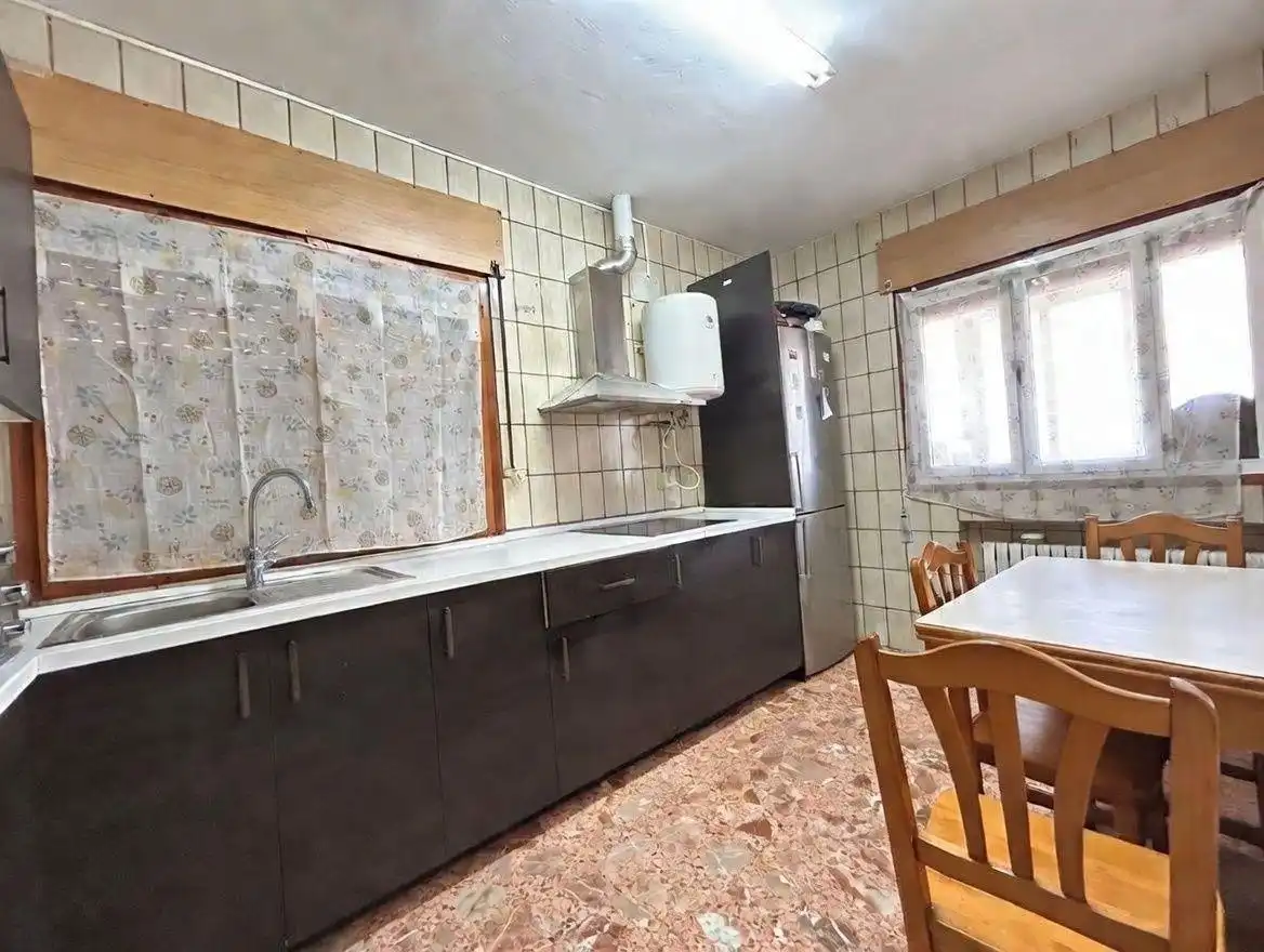 Cocina de Casa o chalet en venta en Castejón (Navarra) con Jardín privado, Trastero y Balcón