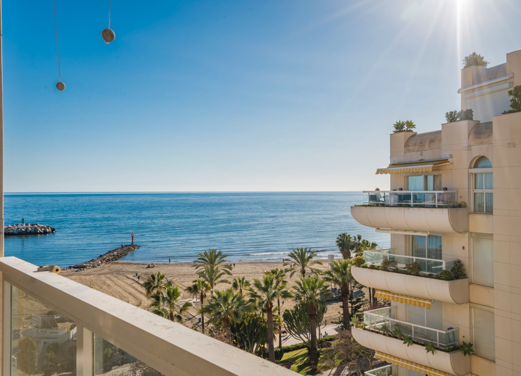 Dormitori de Apartament en venda en Marbella amb Aire condicionat, Terrassa i Moblat