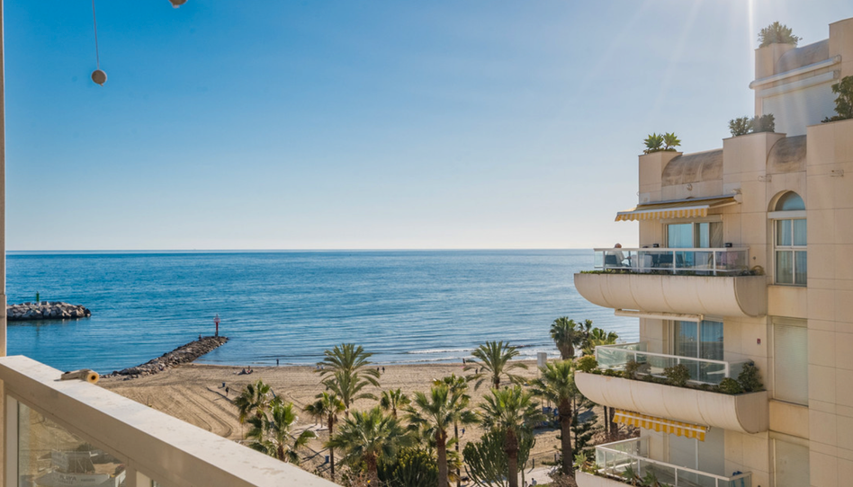 Foto 1 de Apartament en venda a Avenida Severo Ochoa, Playa Bajadilla - Puertos, Málaga