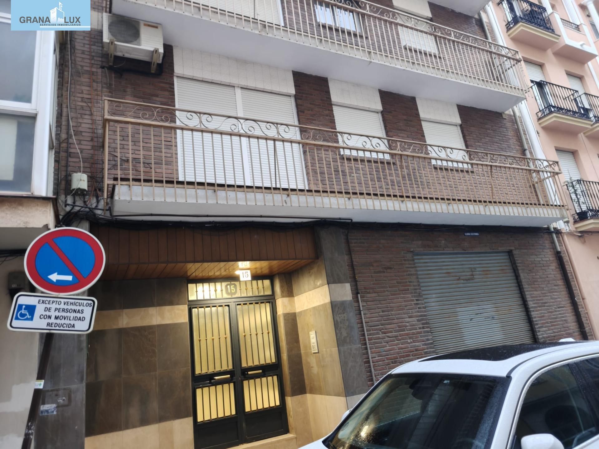 Exterior view of Flat to rent in  Granada Capital