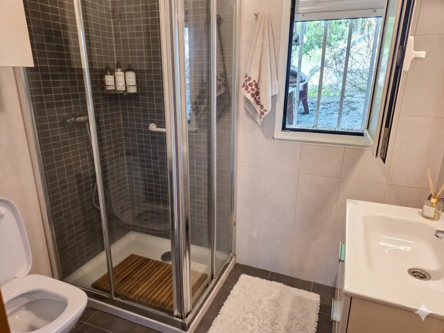 Bany de Casa o xalet en venda en Villayón amb Terrassa, Traster i Moblat