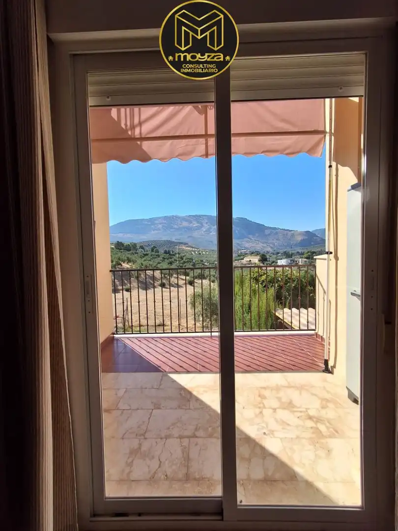 Terrassa de Casa adosada en venda en Jaén amb Aire condicionat, Calefacció i Jardí privat