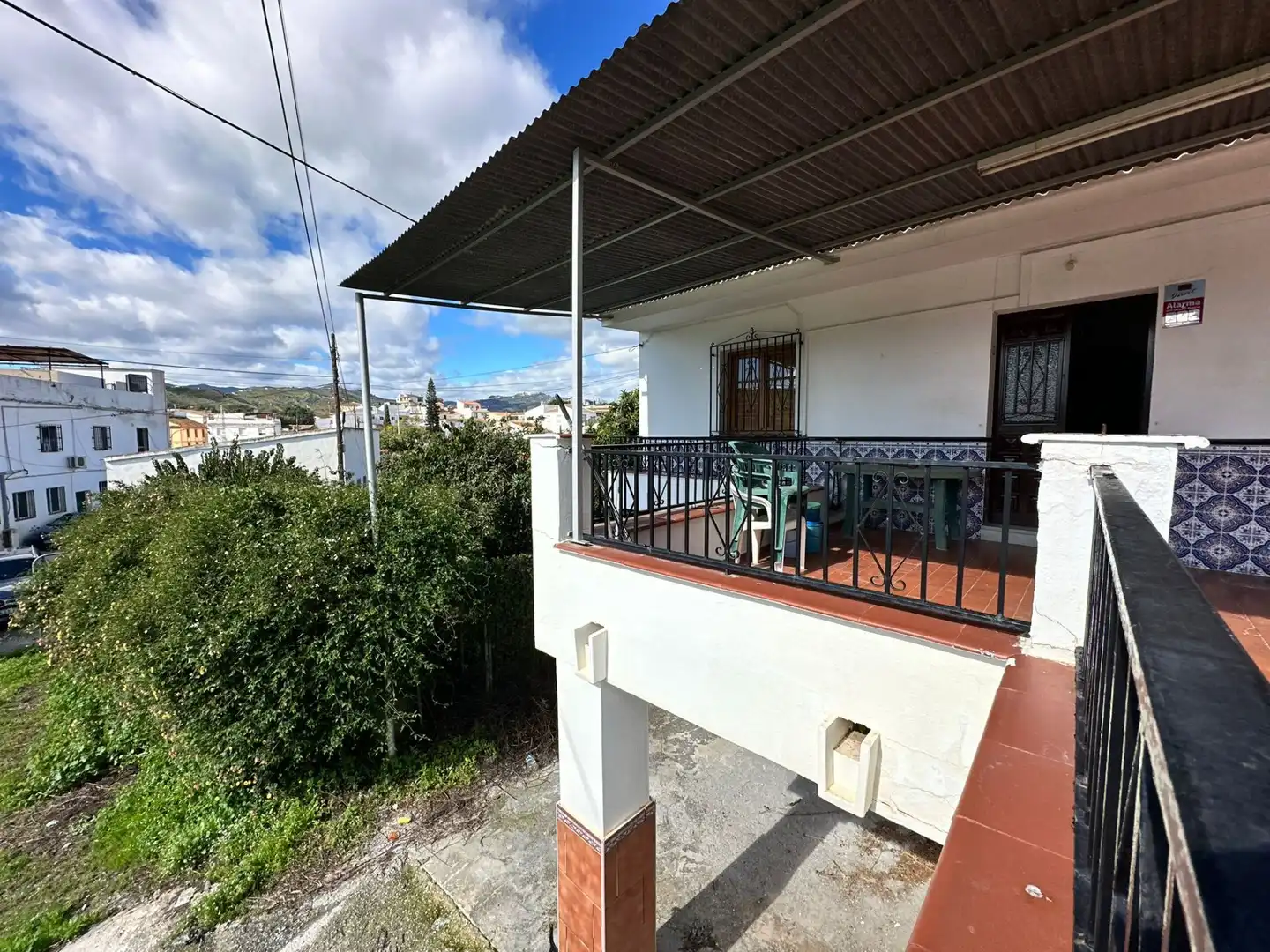 Vista exterior de Casa o xalet en venda en Vélez-Málaga amb Aire condicionat, Jardí privat i Traster