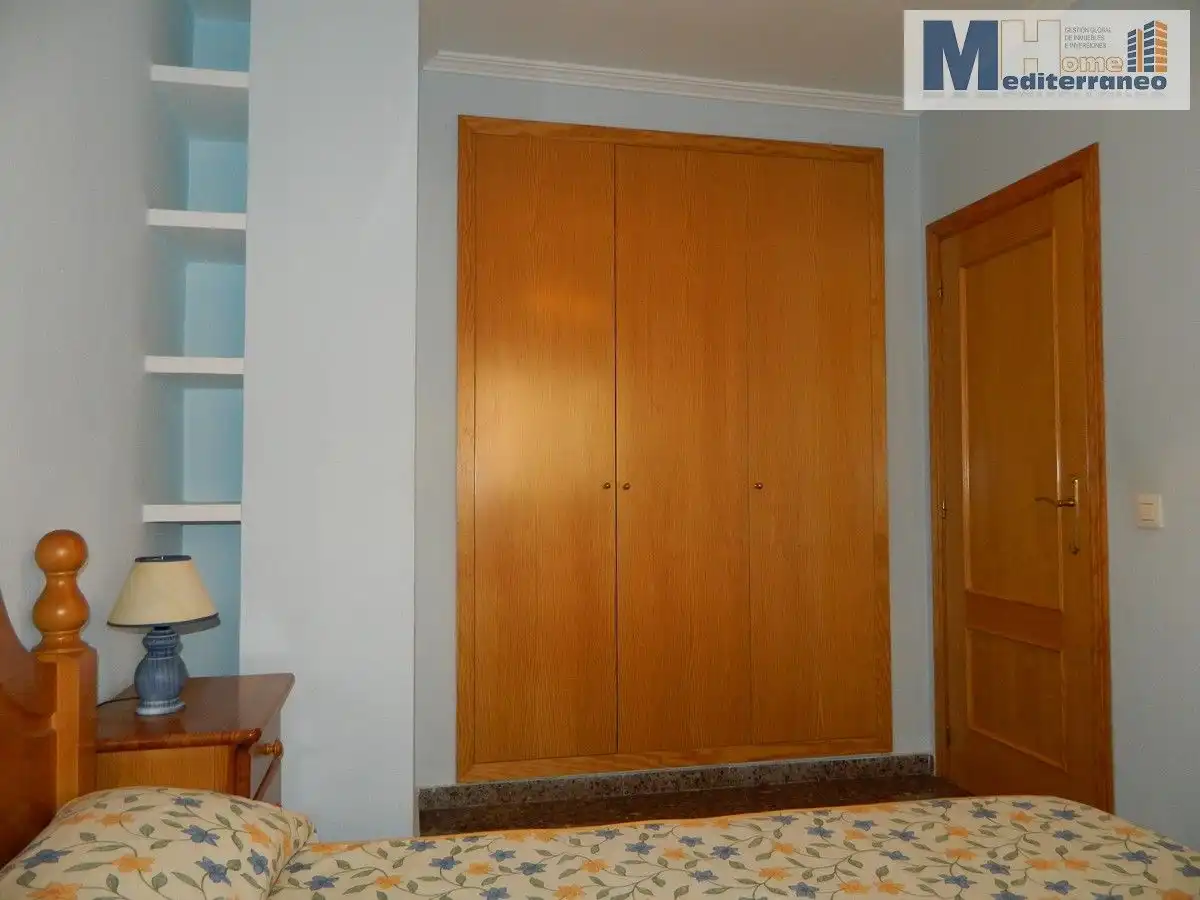 Dormitori de Apartament de lloguer en Canet d'En Berenguer amb Aire condicionat, Calefacció i Terrassa