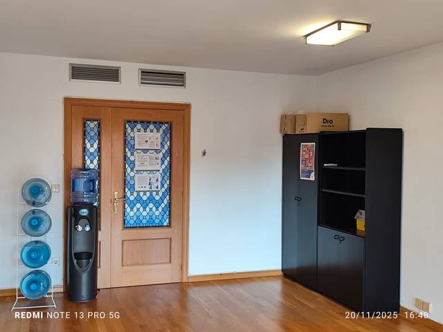 Oficina en Alquiler en Miralbueno