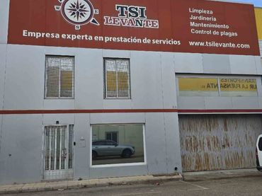 Nau industrial de lloguer a Calle Jubilo c4