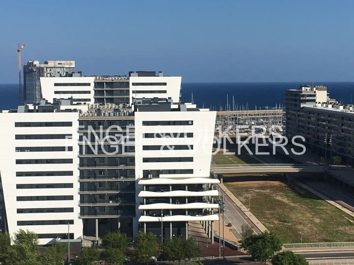 Vista exterior de Piso de alquiler en Badalona con Aire acondicionado, Calefacción y Terraza