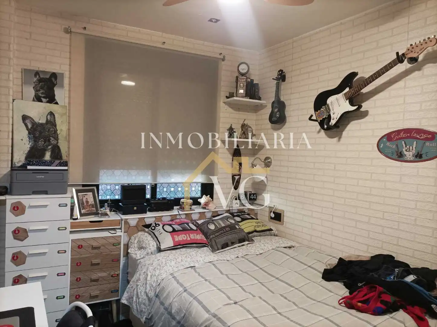 Habitación de Apartamento en venta en Guillena con Aire acondicionado, Piscina y Piscina comunitaria