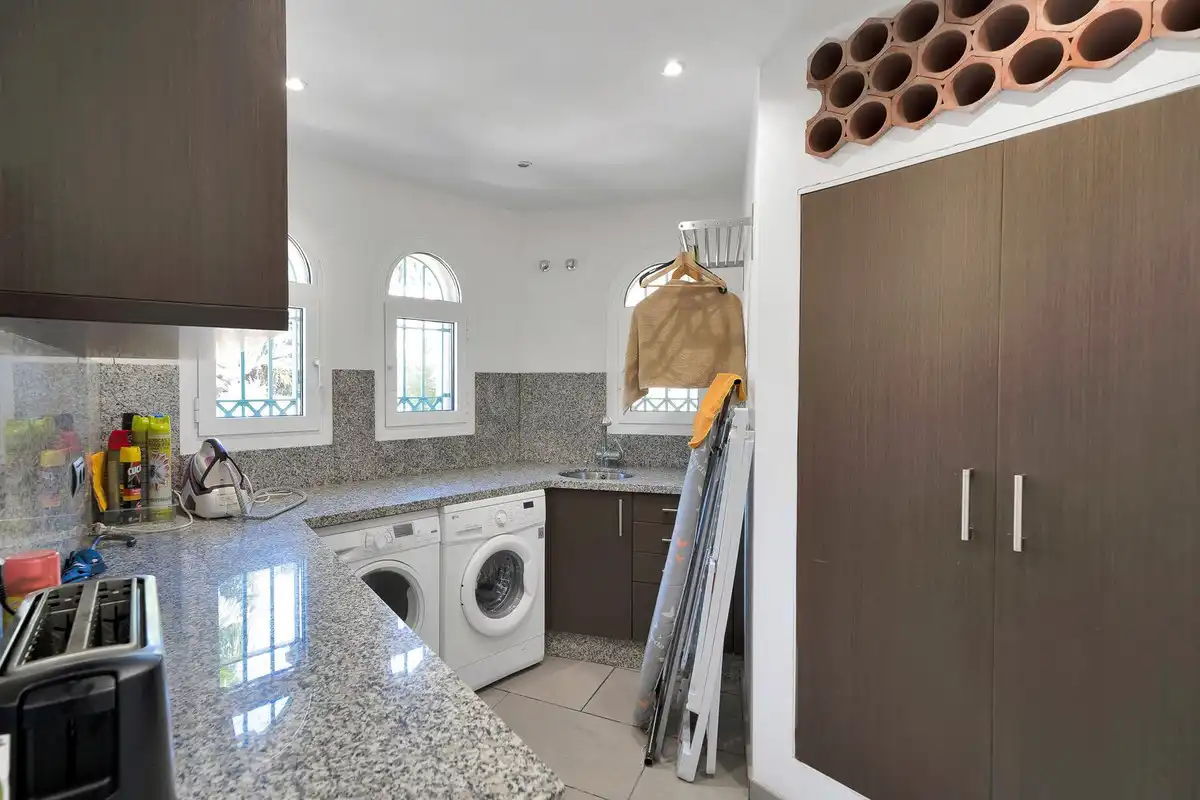 Cocina de Casa o chalet en venta en Marbella con Aire acondicionado, Calefacción y Jardín privado
