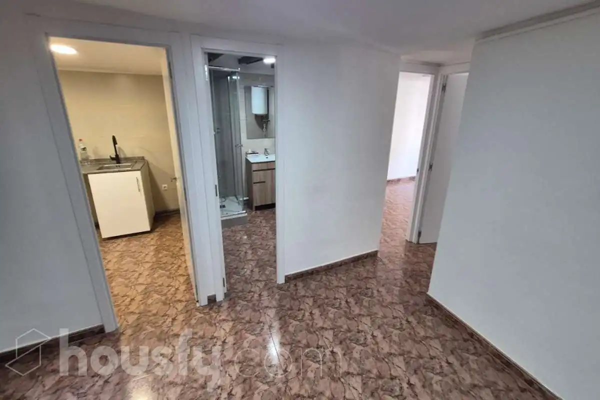 Flat for rent in Rambla del Raval, El Raval