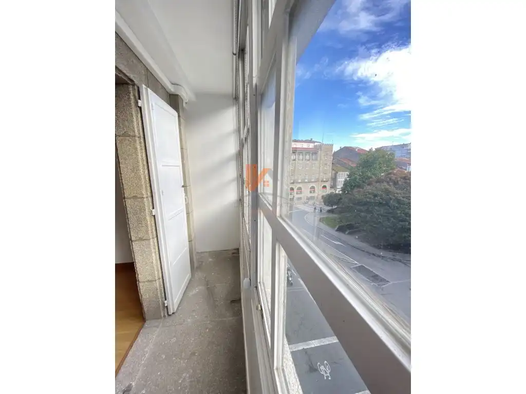 Vista exterior de Piso en venta en Santiago de Compostela  con Aire acondicionado