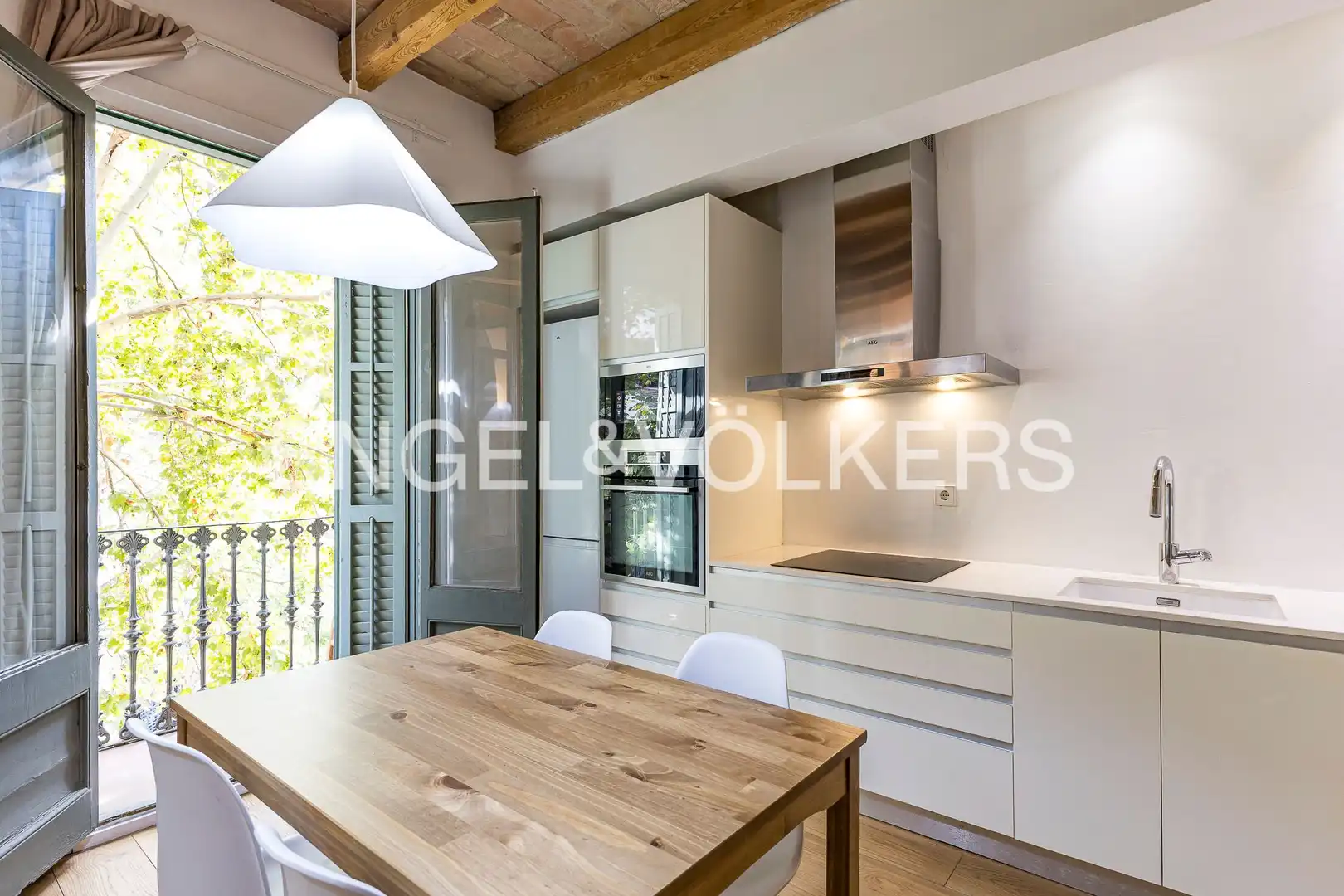Kitchen of Flat for rent in Barcelona  with Air Conditioner, Heating and Parquet flooring