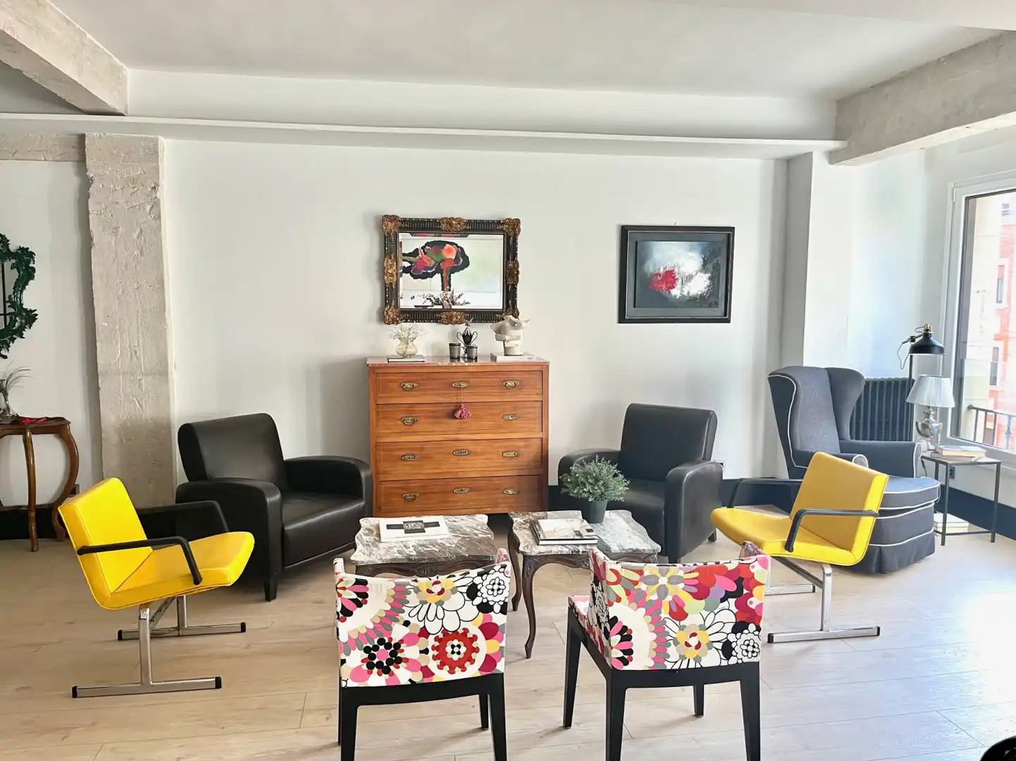 Sala de estar de Piso en venta en  Pamplona / Iruña con Aire acondicionado, Calefacción y Jardín privado