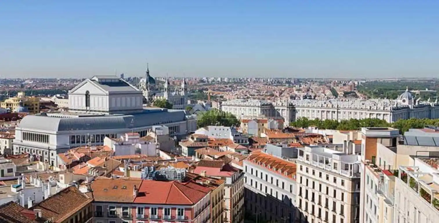 Exterior view of Flat for sale in Madrid  with Storage room and Balcony