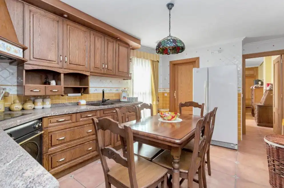 Cocina de Dúplex en venta en Torrevieja con Aire acondicionado, Calefacción y Terraza