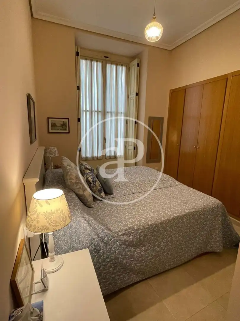 Habitación de Piso de alquiler en Valencia con Aire acondicionado, Calefacción y Balcón