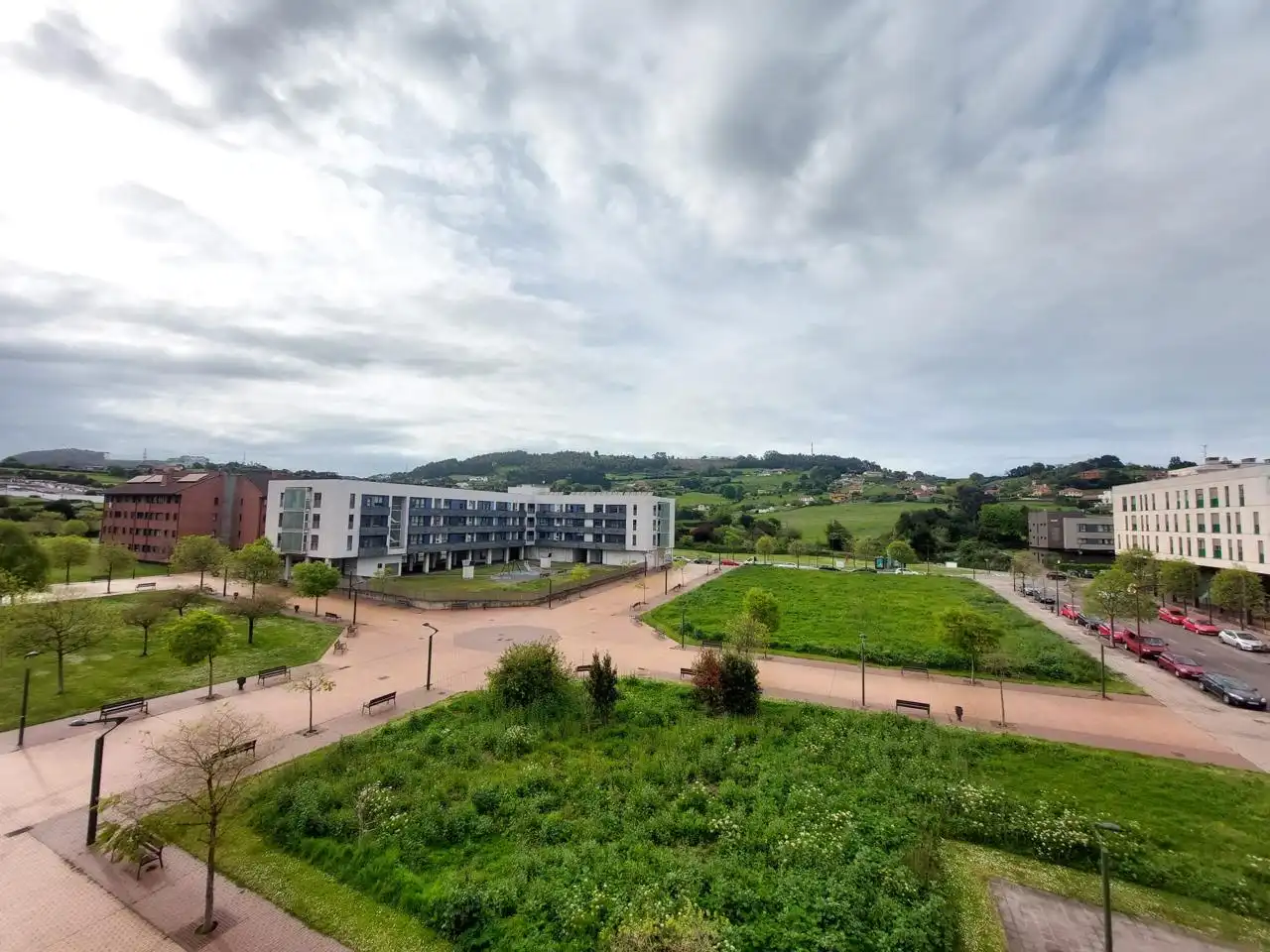 Vista exterior de Piso en venta en Gijón  con Calefacción, Trastero y Amueblado