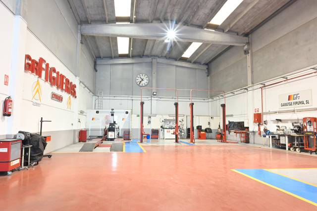 Nave industrial en Venta en Ronda Ibèrica en Masia Nova -  Solicrup