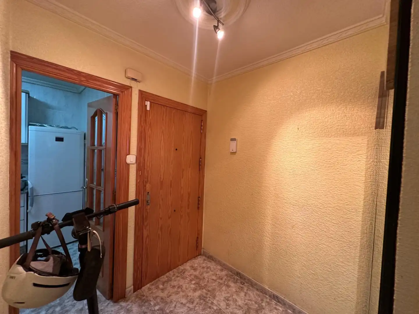 Apartamento en venta en Alicante / Alacant con Aire acondicionado, Amueblado y Balcón