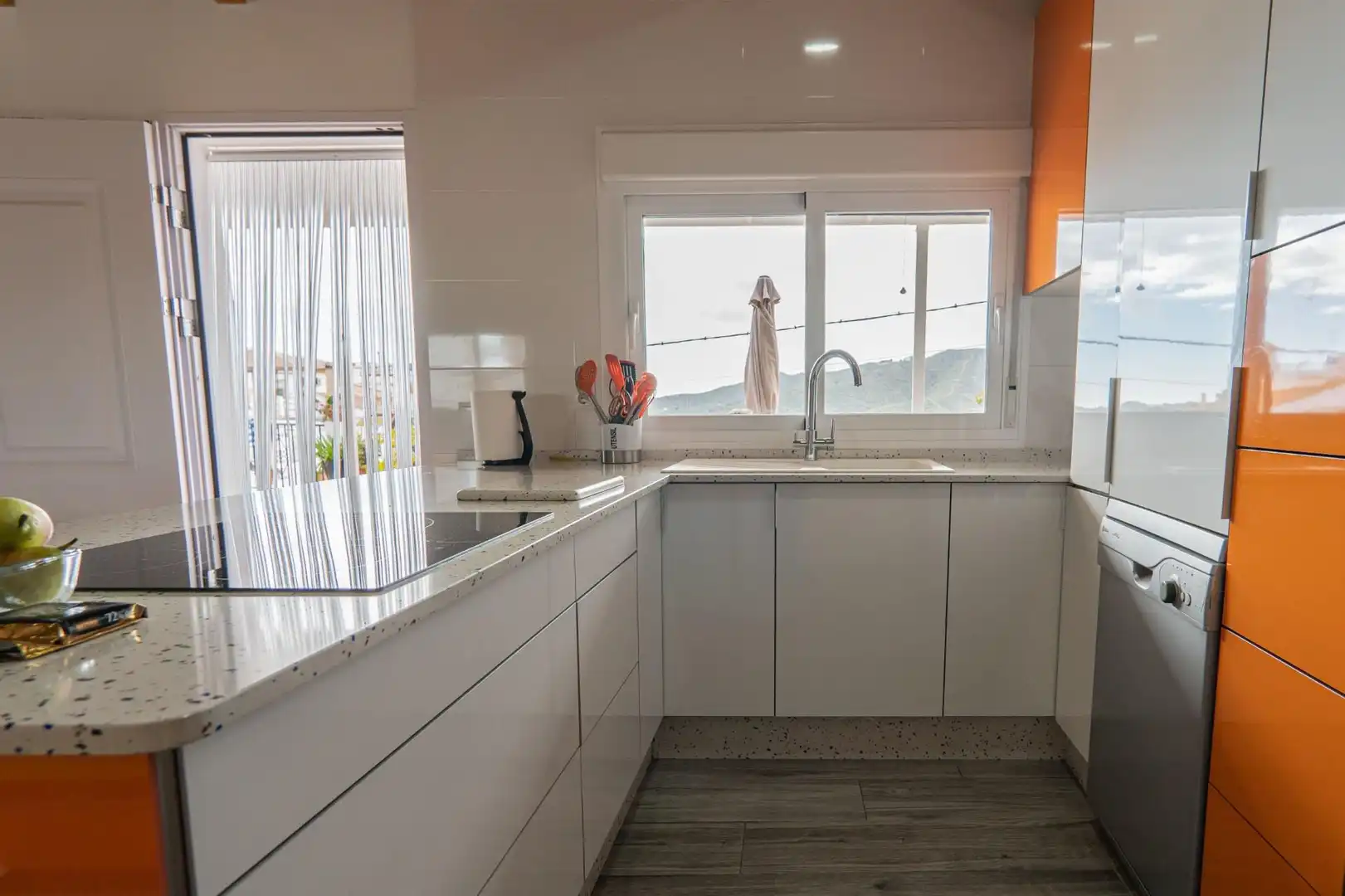 Cocina de Finca rústica en venta en Macharaviaya con Terraza