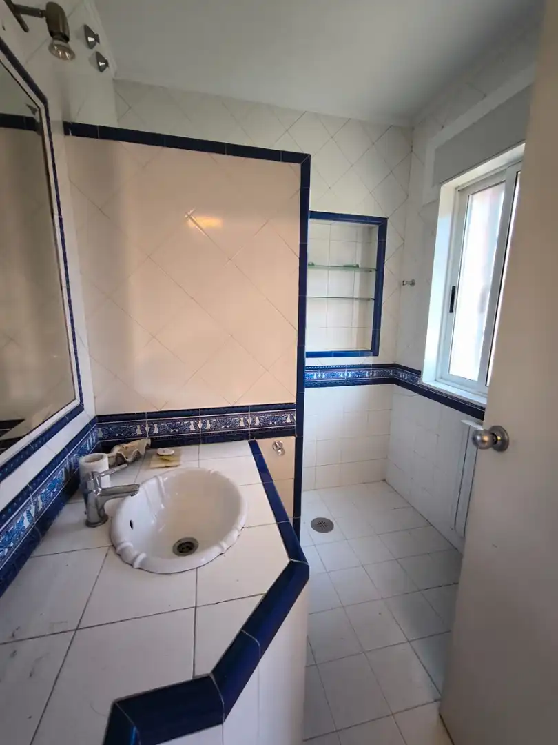 Baño de Casa o chalet en venta en Vilagarcía de Arousa con Calefacción, Jardín privado y Parquet