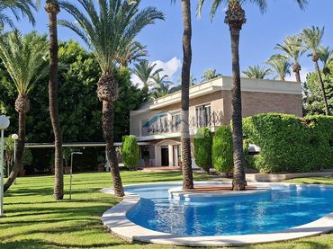 Villa à vendre à Alzabares