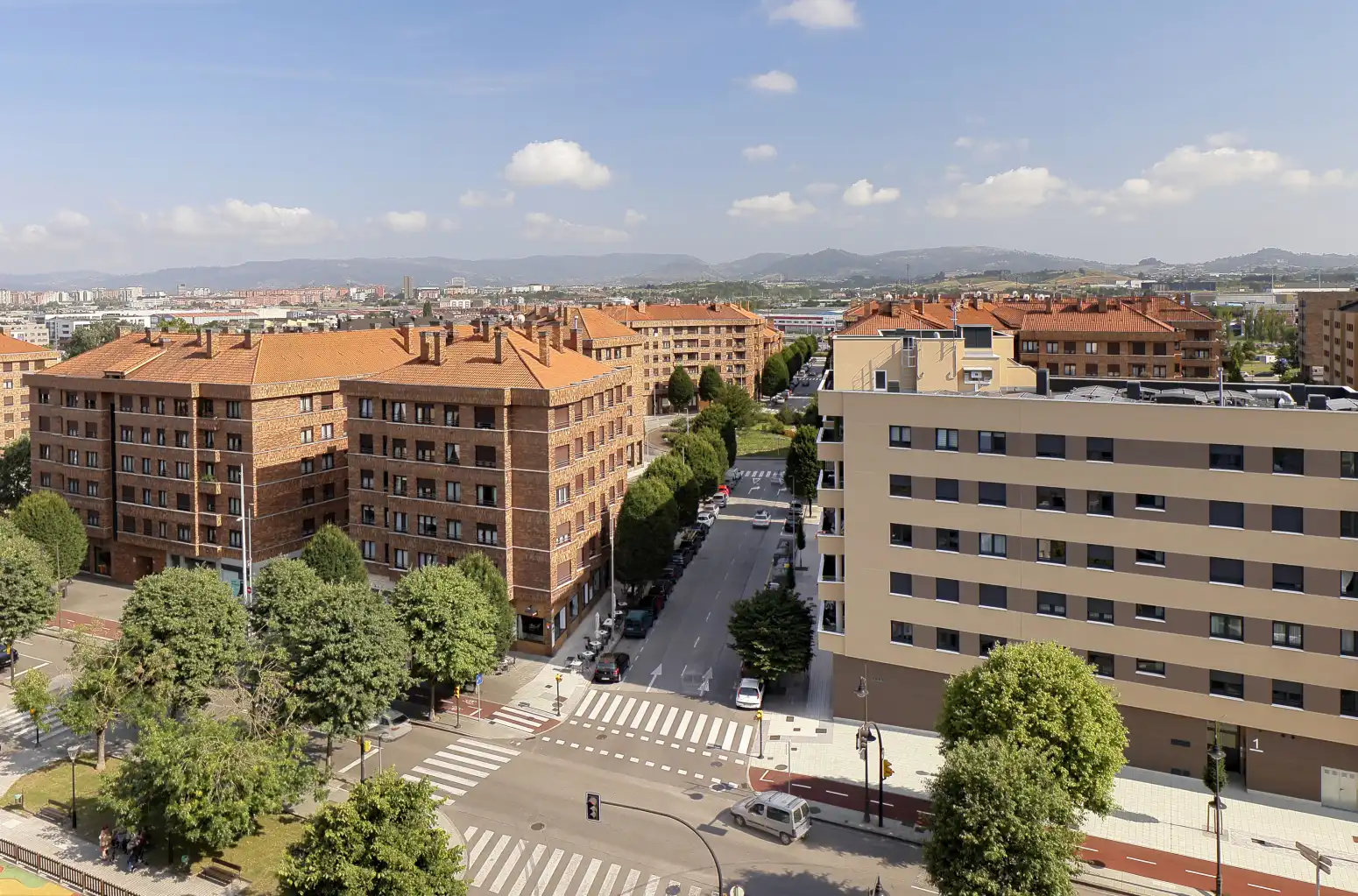 Vista exterior de Piso en venta en Gijón  con Calefacción