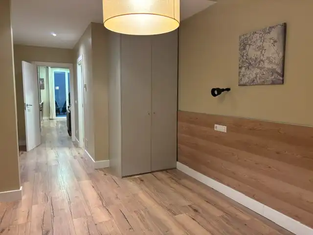 Piso de alquiler en  Pamplona / Iruña con Calefacción, Parquet y Amueblado