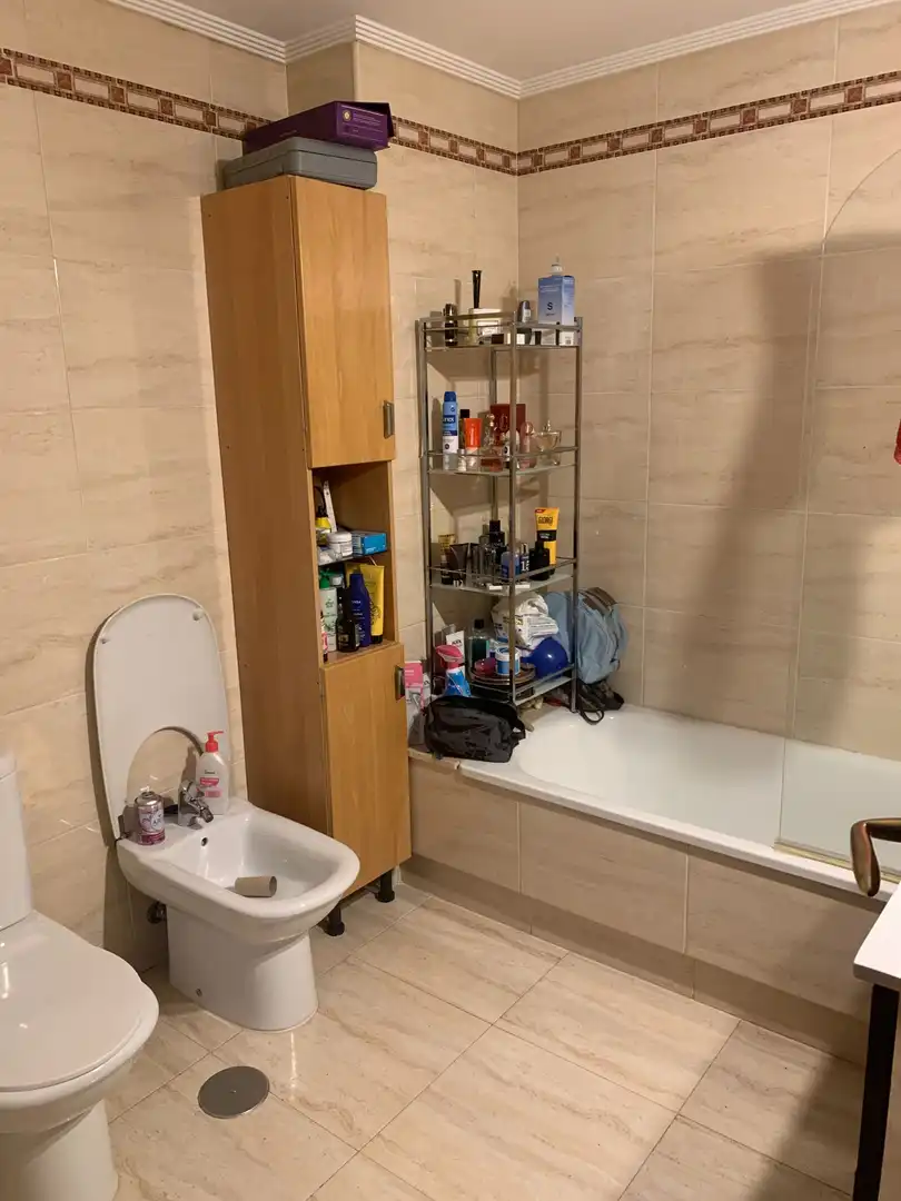 Baño de Piso en venta en Moriscos con Calefacción, Terraza y Trastero