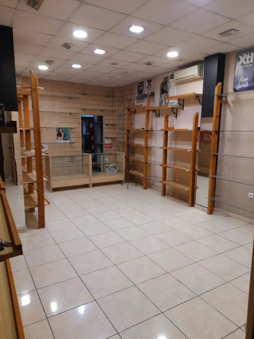 Local comercial en venda a Almendralejo, imagen 3