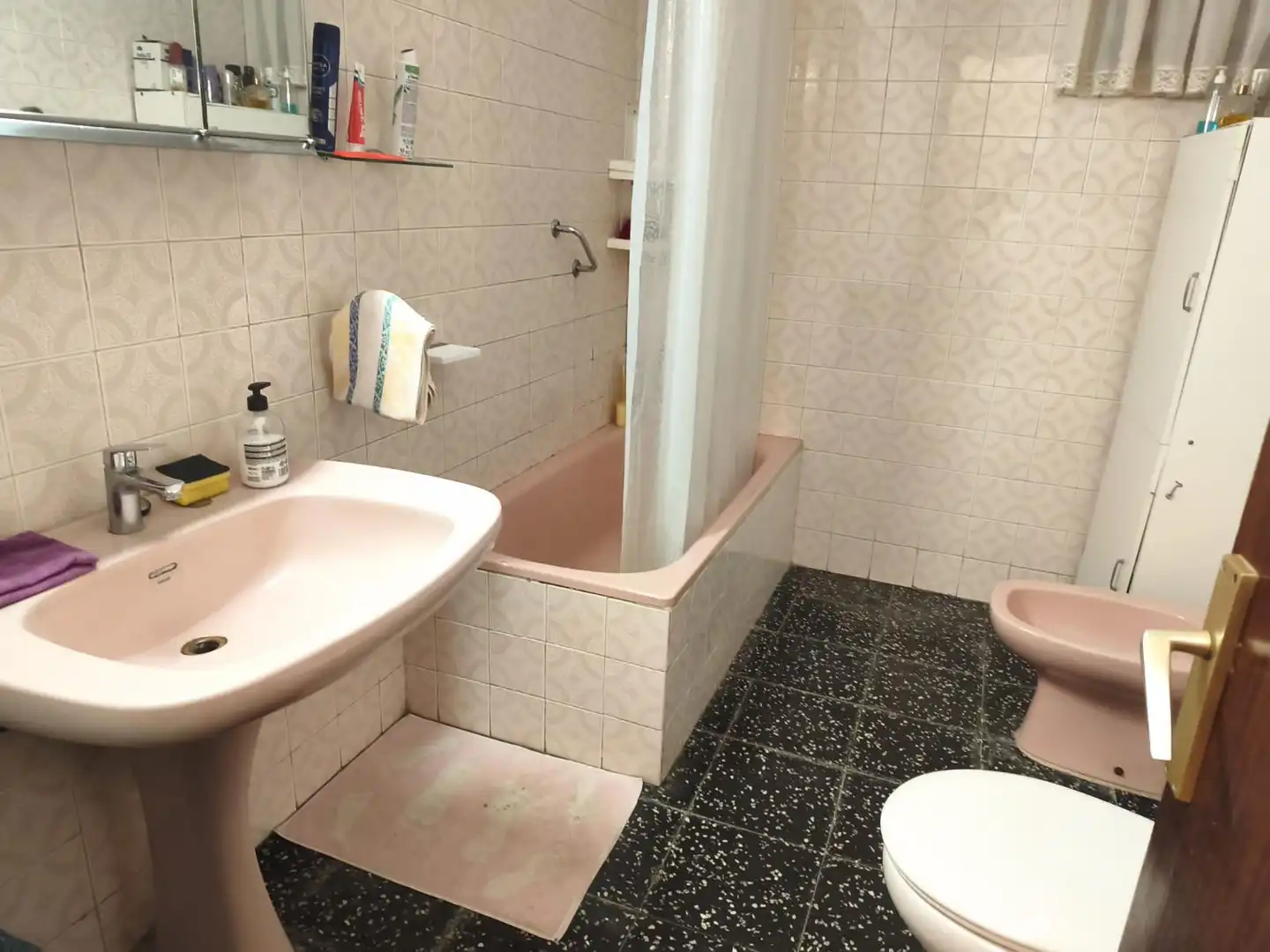Bany de Casa o xalet en venda en Sabadell amb Terrassa