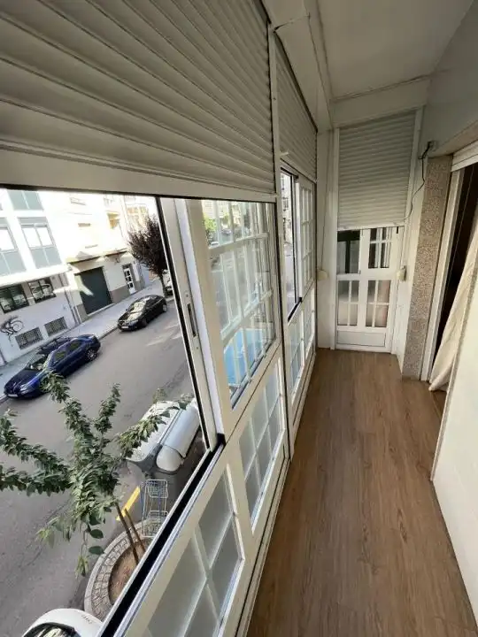 Terraza de Piso de alquiler en Ourense Capital  con Calefacción, Parquet y Trastero