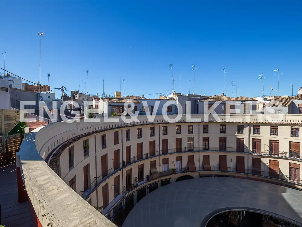 Vista exterior de Àtic de lloguer en Valencia amb Aire condicionat, Calefacció i Parquet